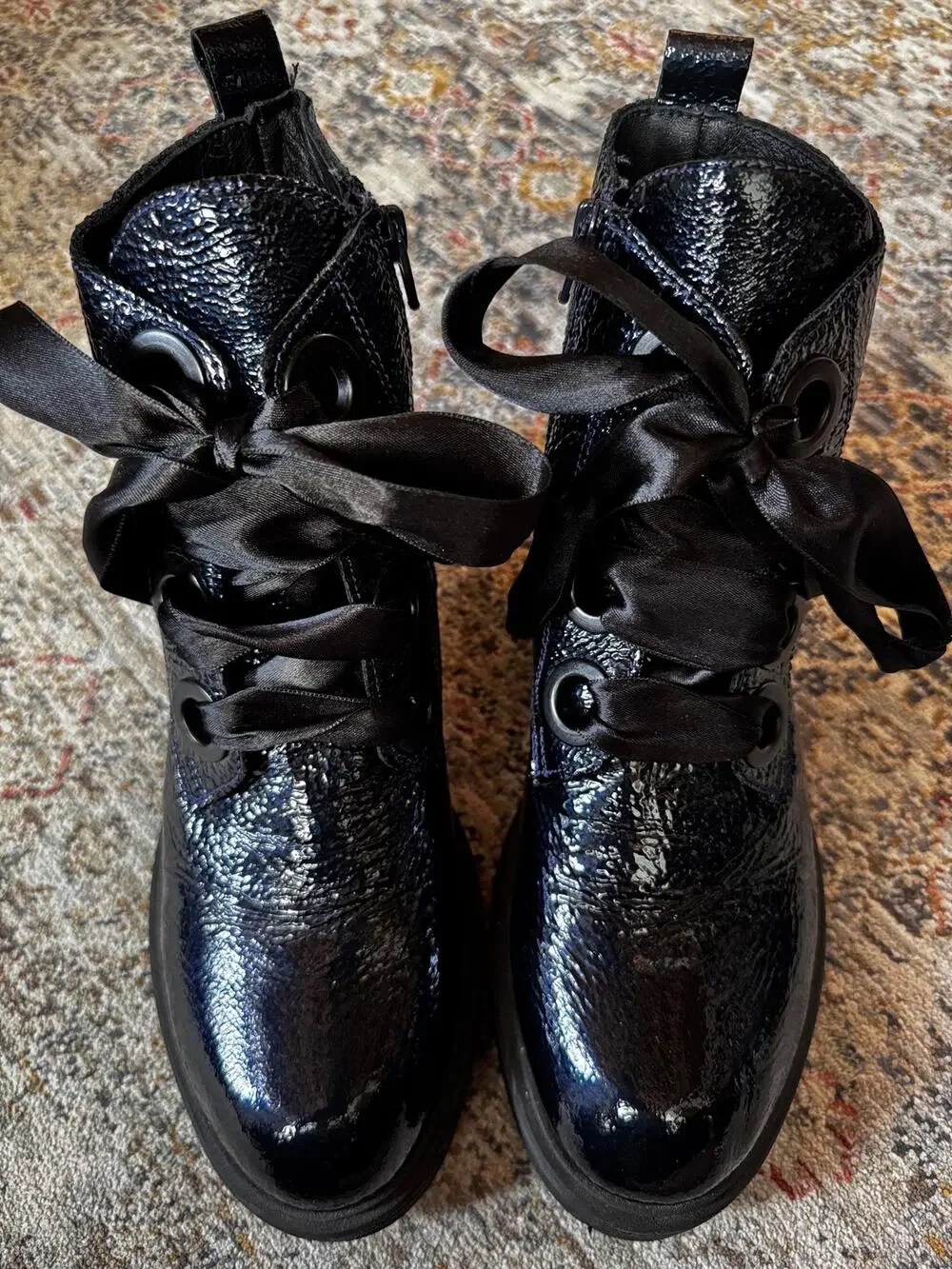 Bueno Women’s Patent Leather Ankle Boots Black Ribbon Lace Side Zip EU 40 US 9